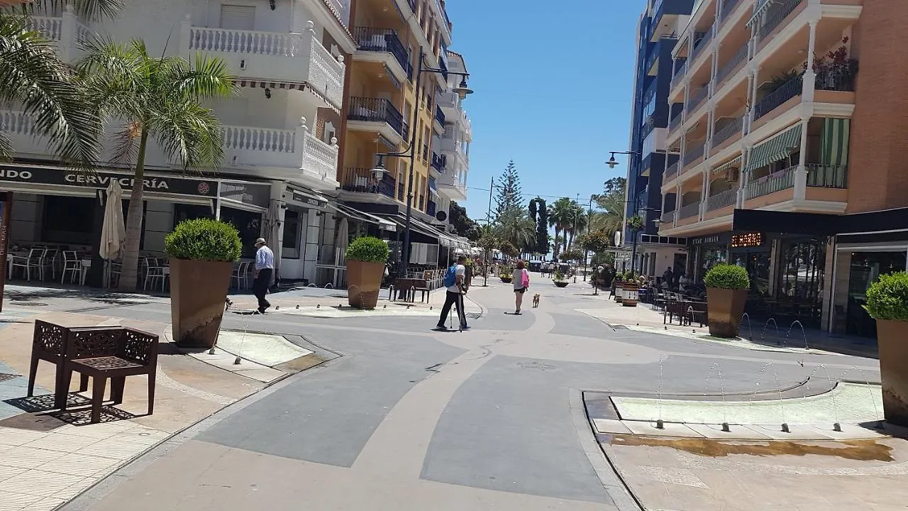 Appartement Casa De Tio, 3 Bedroom 2 Bath Townhouse, Casa Centro De Torre Del Mar